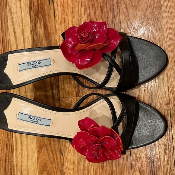 Red Flower Prada Heels - Picture 7 of 7